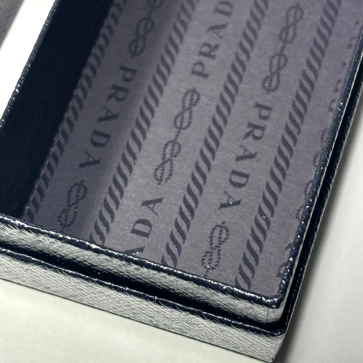 Free Prada Pen Box with purchase one or more items - photo 3