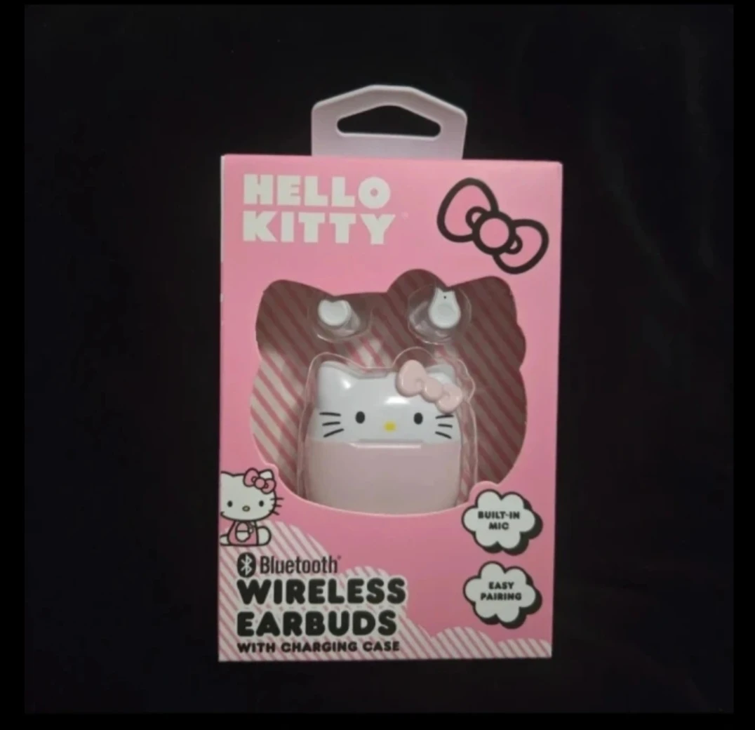 Hello Kitty Wireless Earbuds with Charging Case