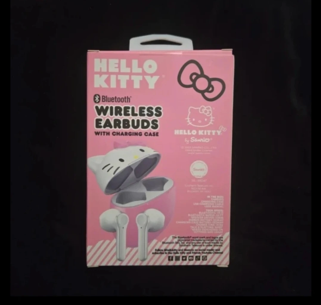 Hello Kitty Wireless Earbuds with Charging Case - photo 2