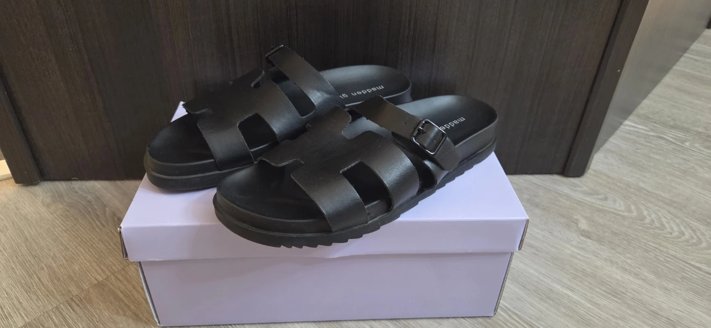 Madden Girl Black Slides