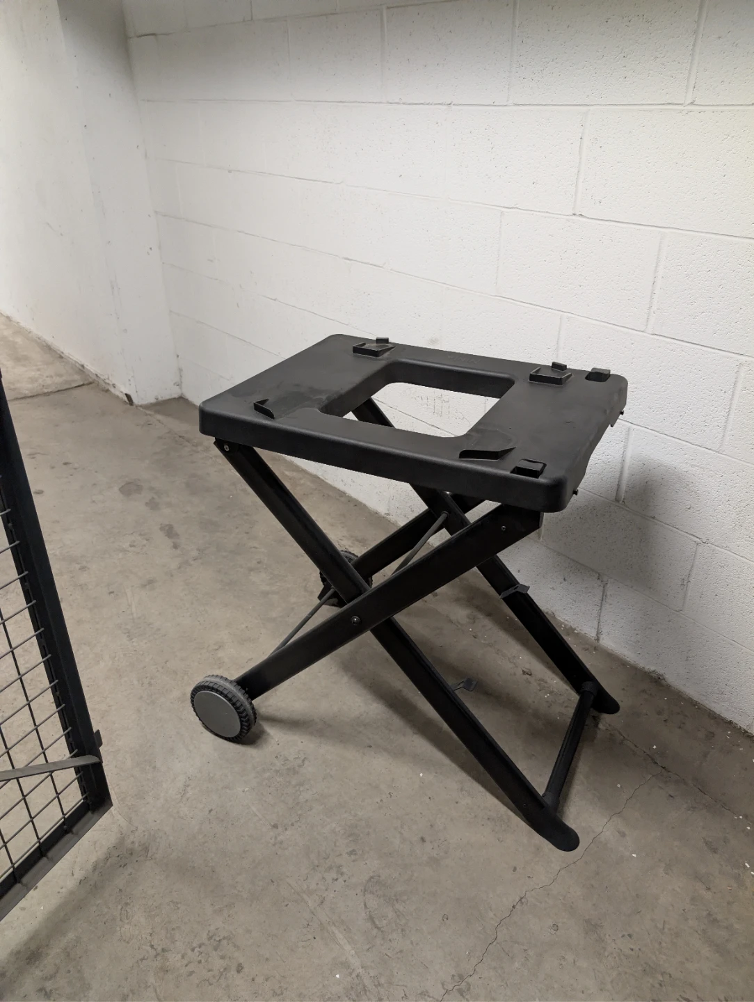 Ninja Woodfire Grill with Stand, Cover, Griddle Pan - photo 3