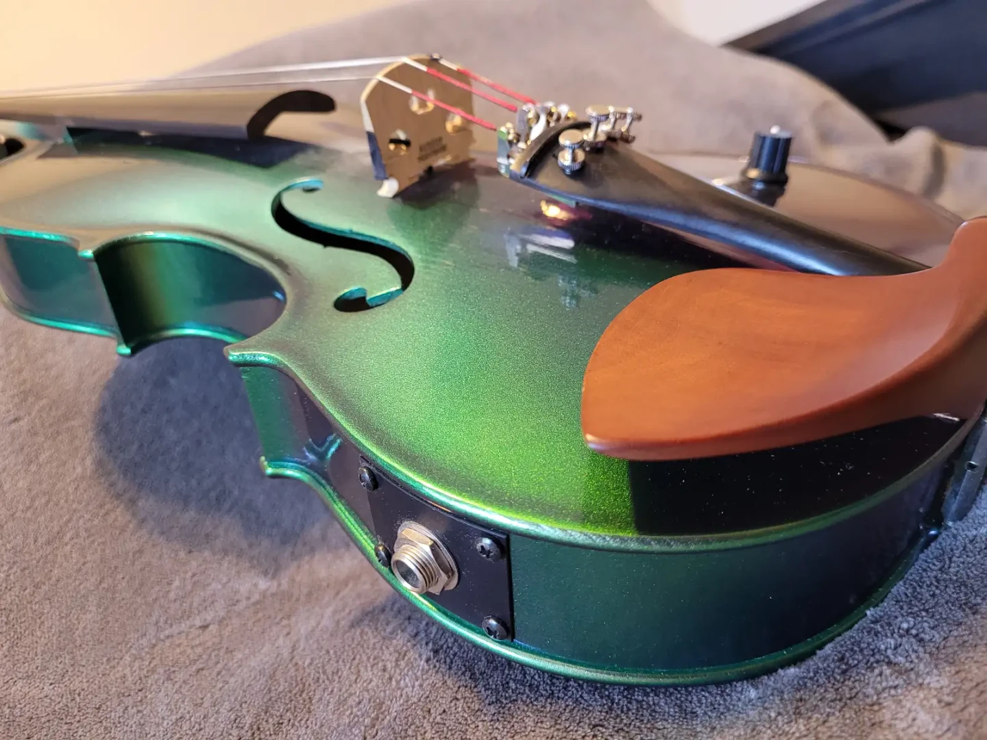 Electric Acoustic 4/4 Violin w/ Bow & Case - photo 3