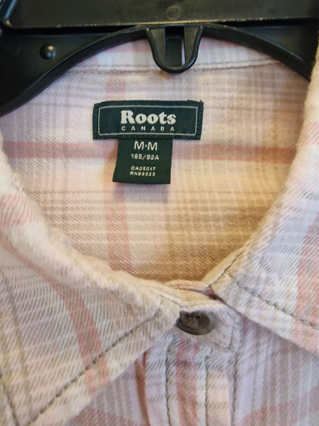Roots Canada Plaid Button-Up Shirt - Size Medium - photo 2