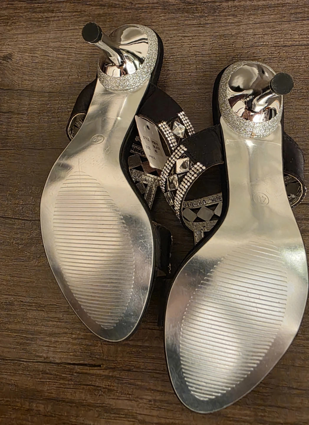 Black Heeled Sandals - photo 5