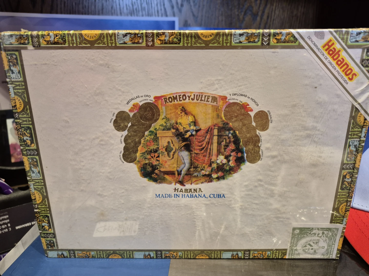 Romeo y Julieta Cigar Box - Decorative