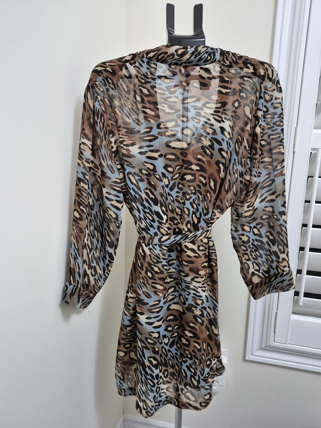 Vie en Rose Leopard Print Robe - Size S/M - photo 3