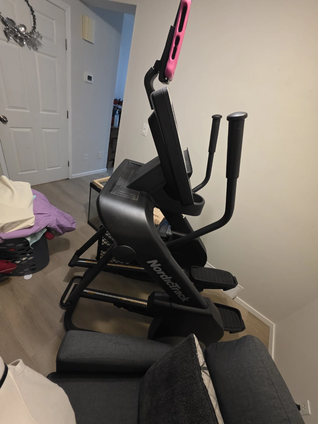 NordicTrack Elliptical Machine - photo 3