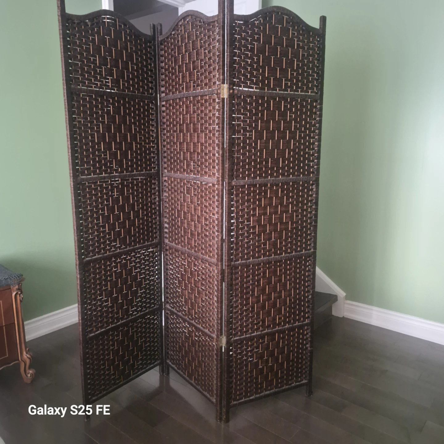 3-Panel Woven Room Divider Screen