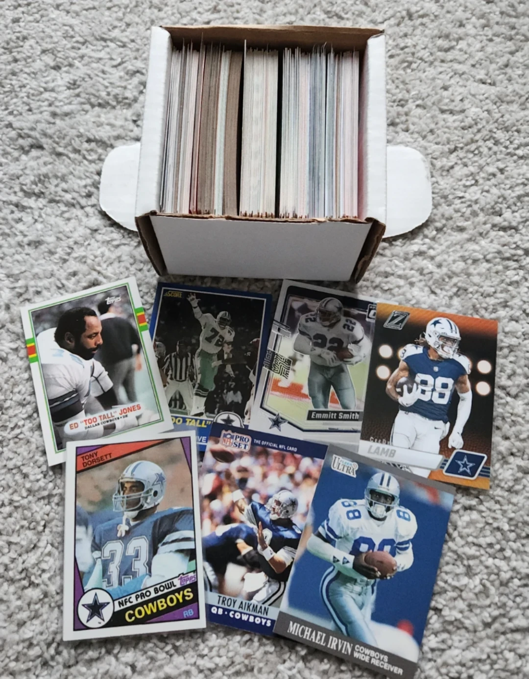 Dallas Cowboys, 200 Football Cards Team lot