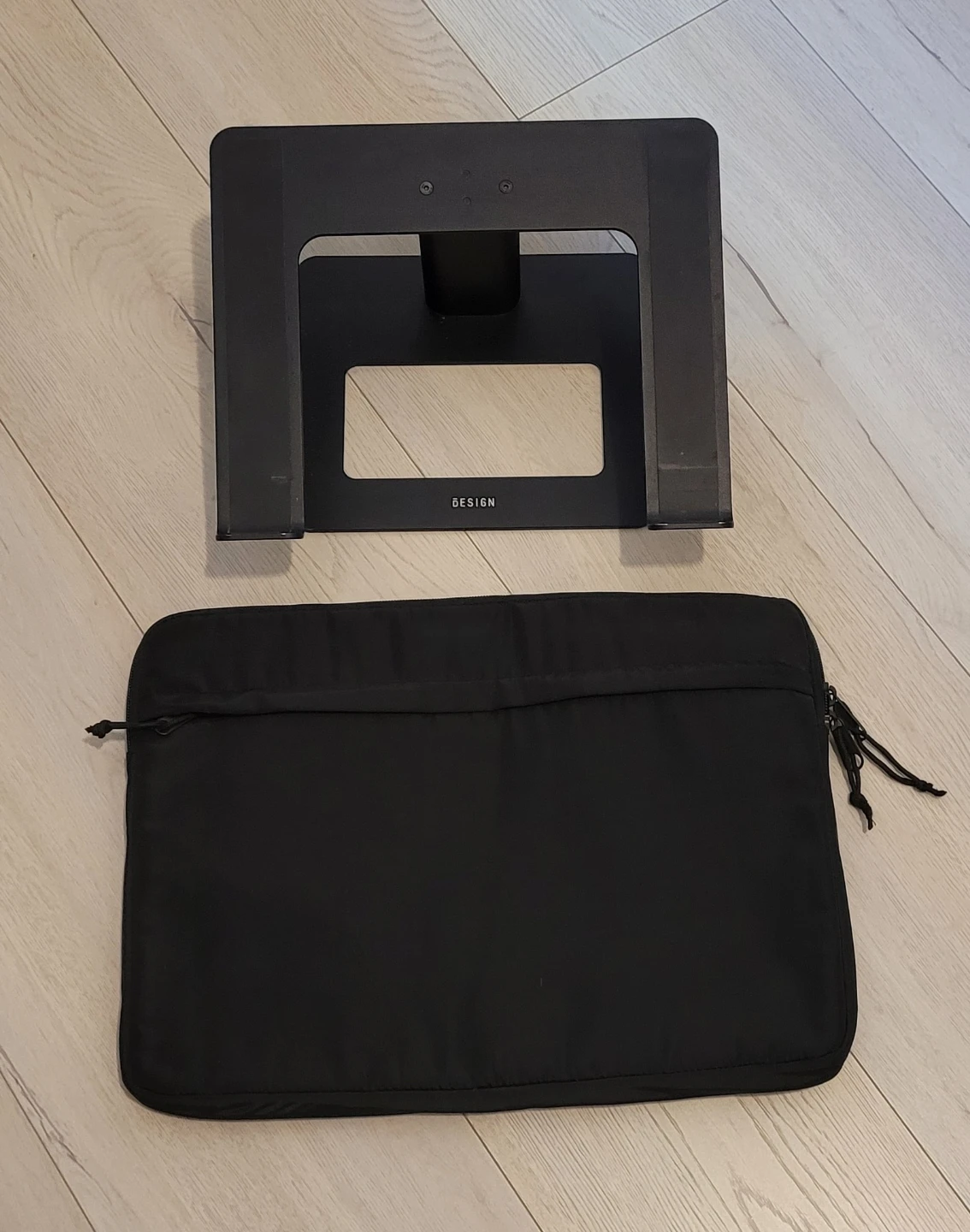 Adjustable Laptop Stand with H&M Black Carrying Laptop bag