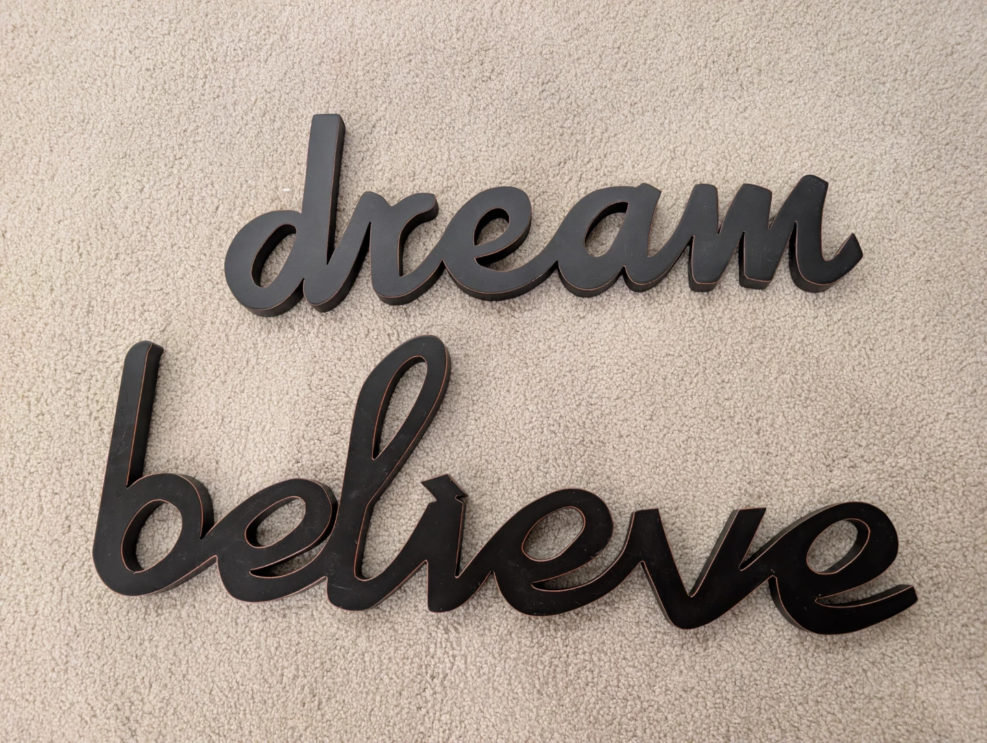 Dream +  Believe Wood Wall Art Set