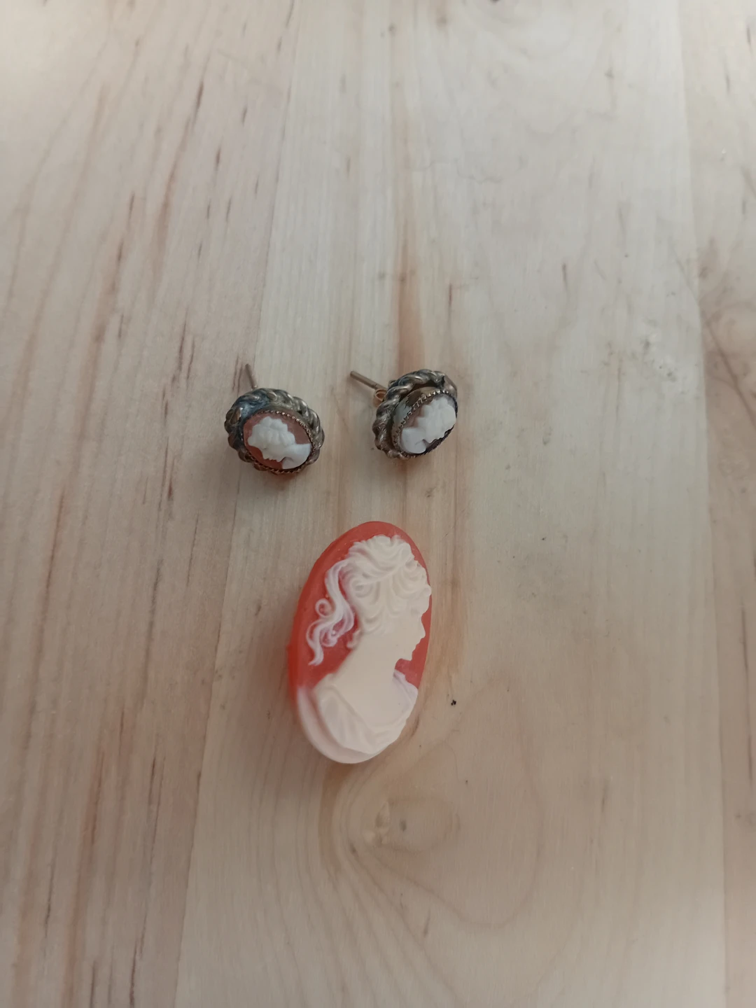 Cameo Earrings and Pendant Set