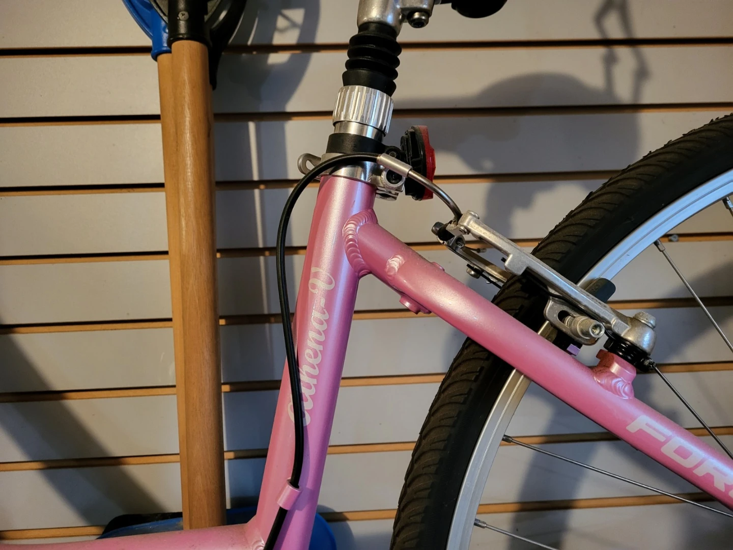 Pink Norco "Athena" Women's Hybrid Bike - photo 4