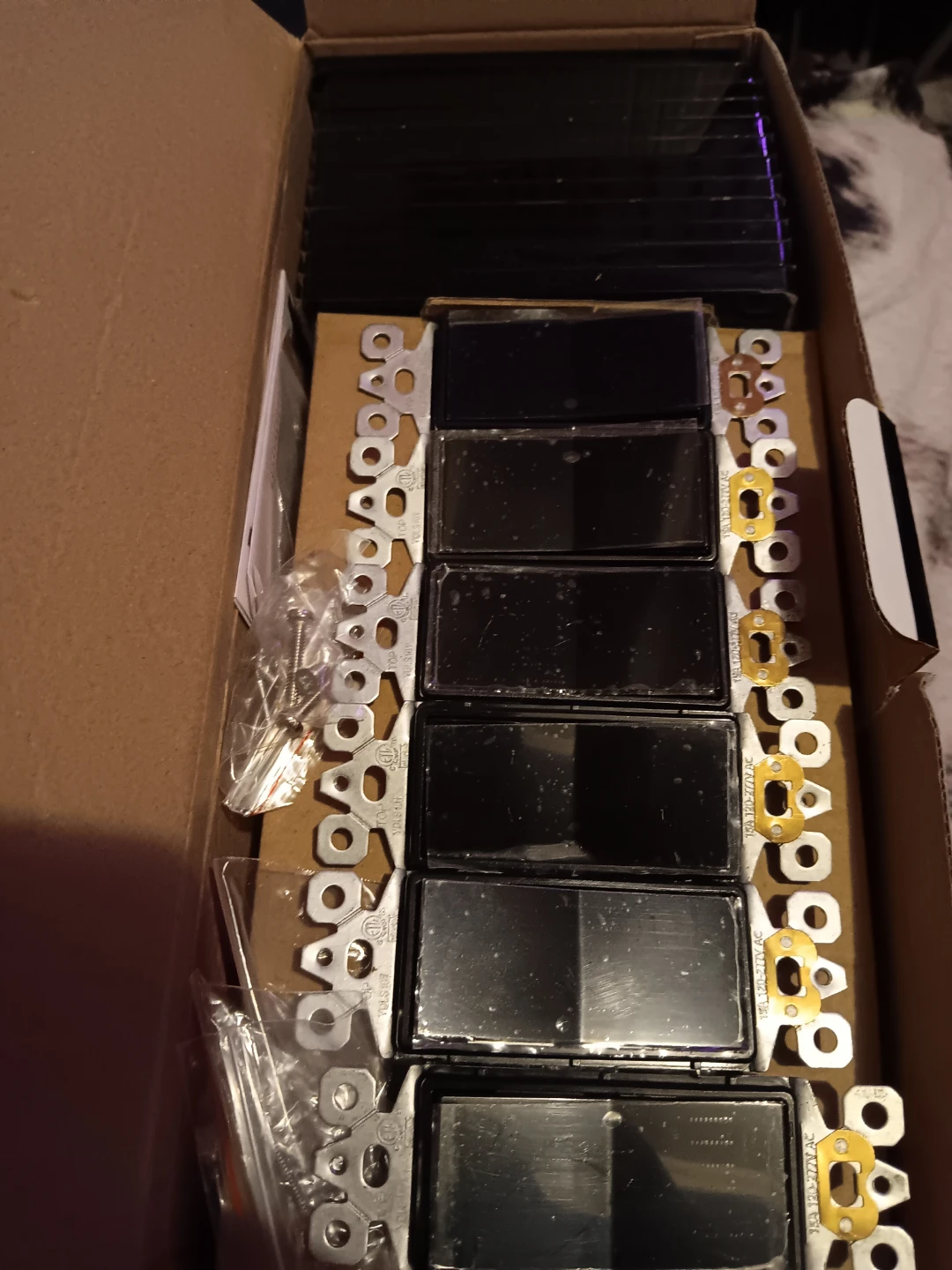 This is a MOES smart wall switch 12-pack