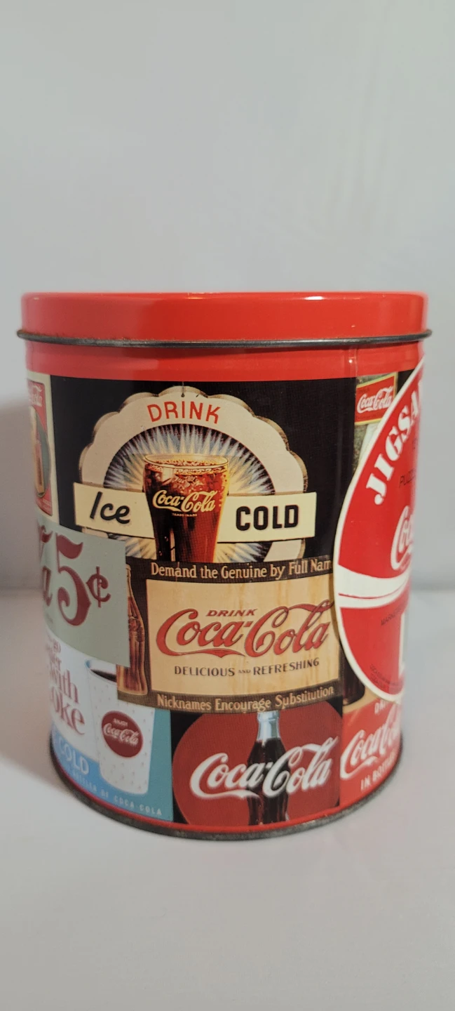 Coca-Cola 700 Piece Jigsaw Puzzle in Tin - photo 2