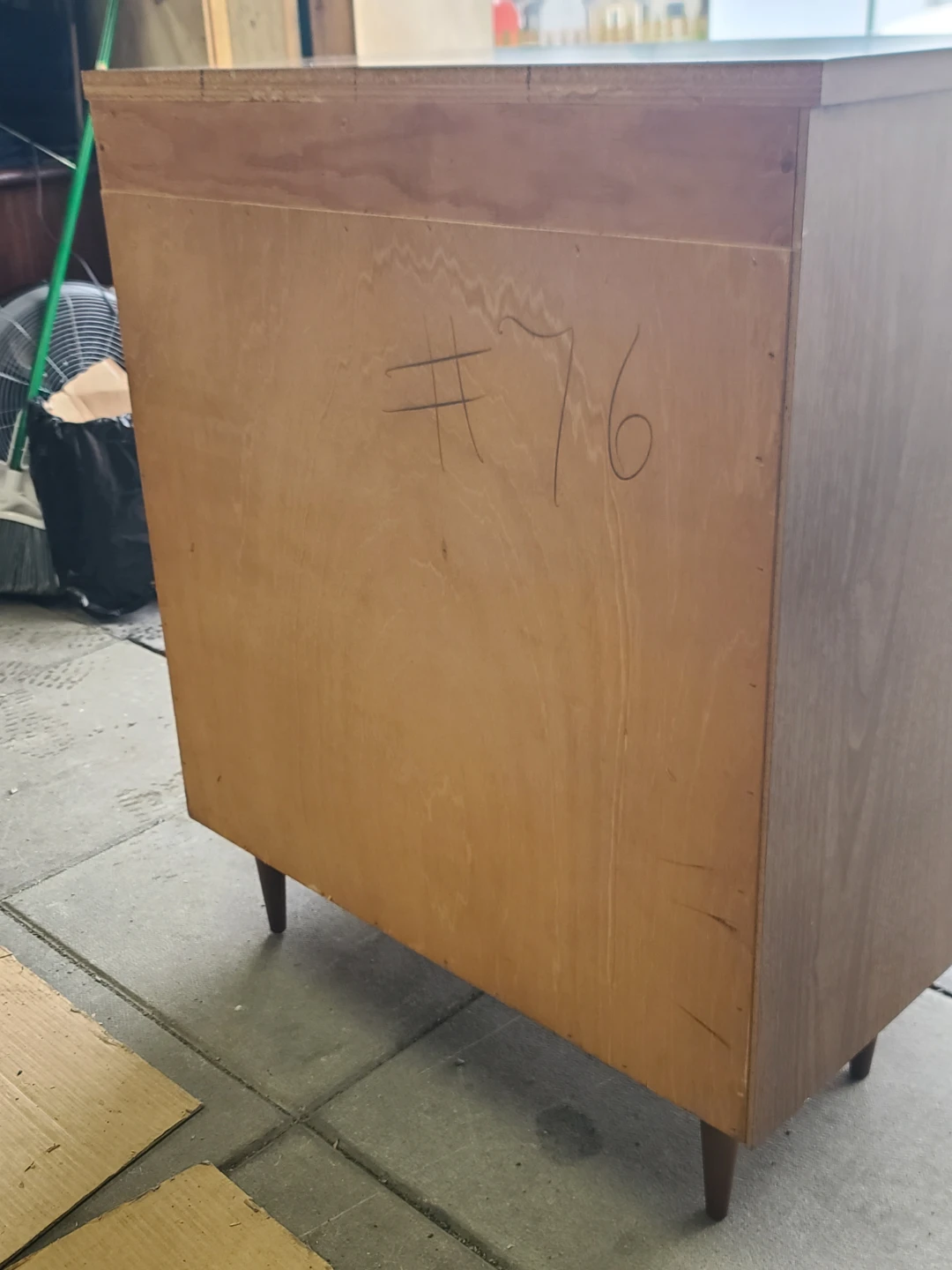 Mid-Century Modern 4-Drawer Dresser - photo 4
