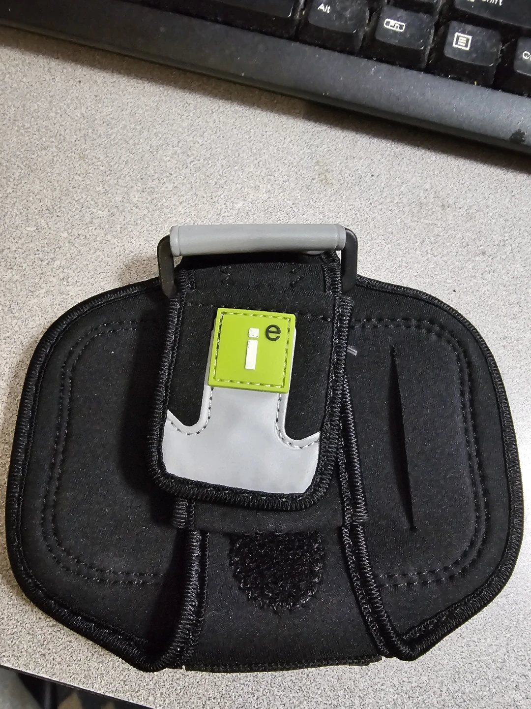 i.e. Armband Case for Smartphones - photo 2