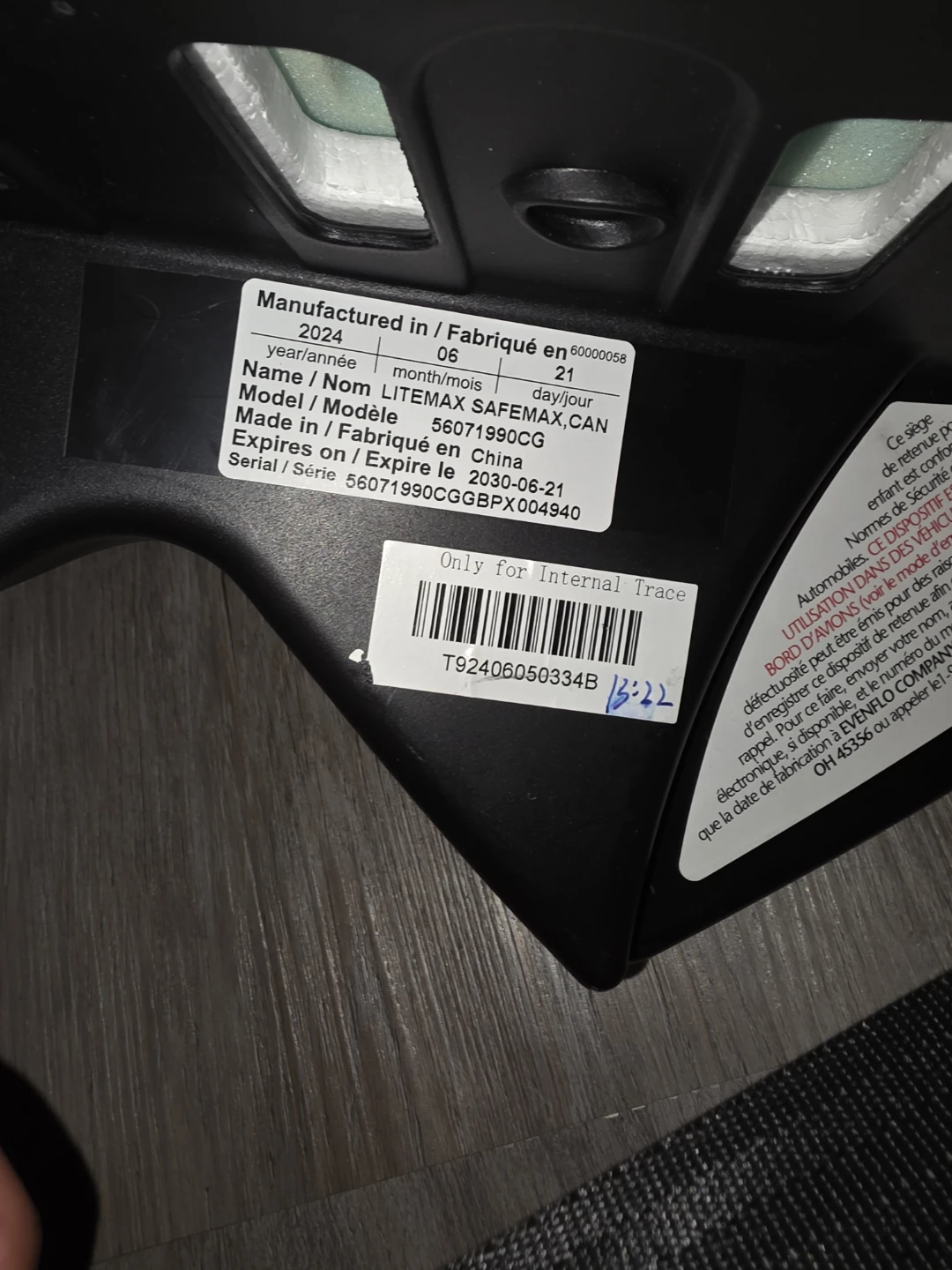Evenflo LITEMAX Infant Car Seat with Base - photo 3