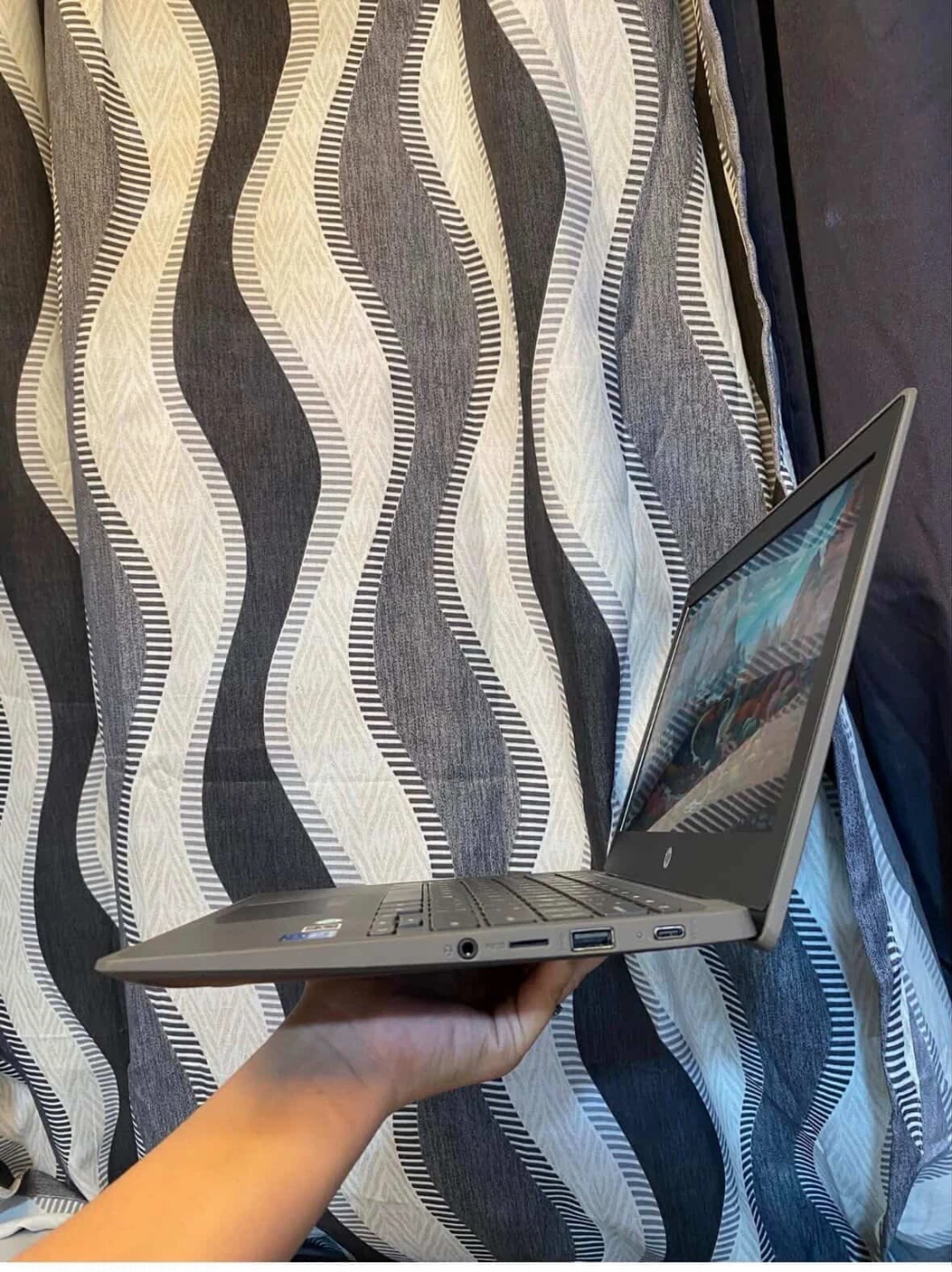 HP Chromebook Laptop - photo 2