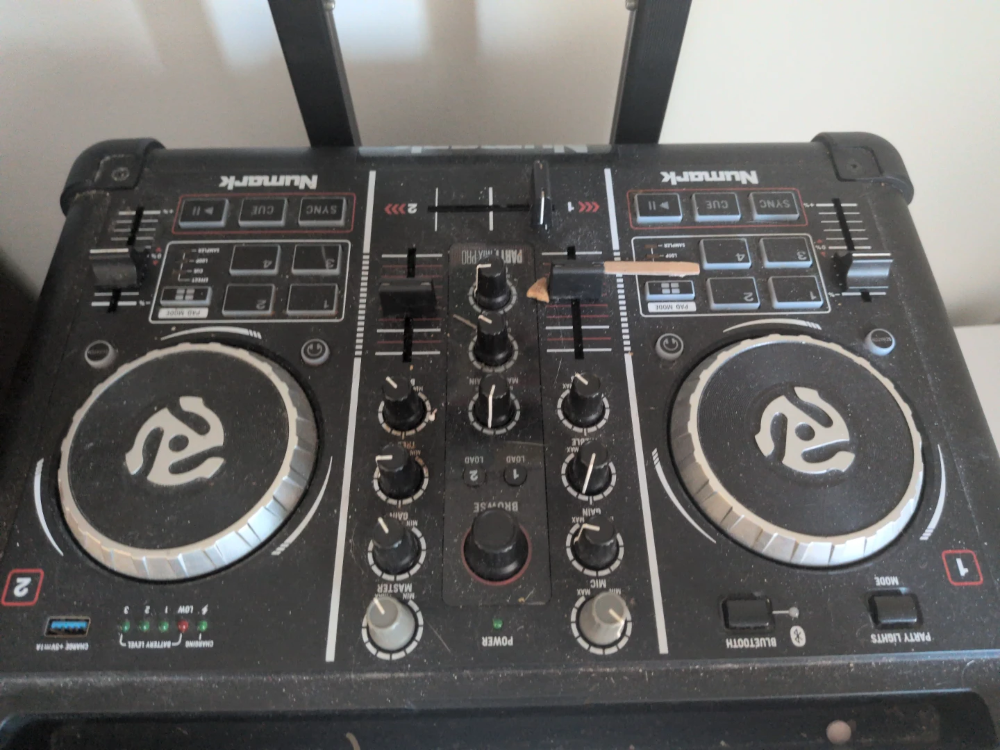 Numark Party Mix Portable DJ Controller with Lights - photo 2