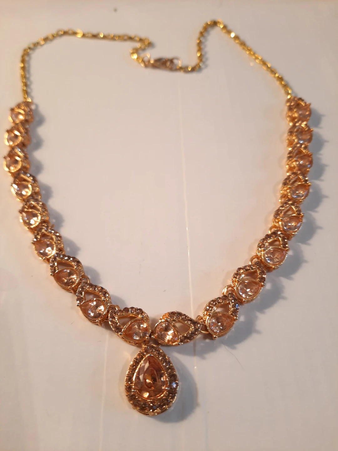 Champagne tone gold neclase - photo 3
