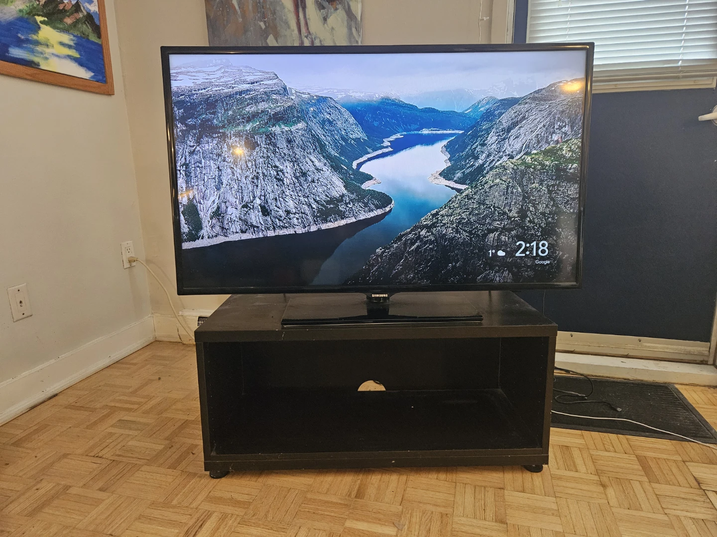 Samsung Smart TV, 48 inches