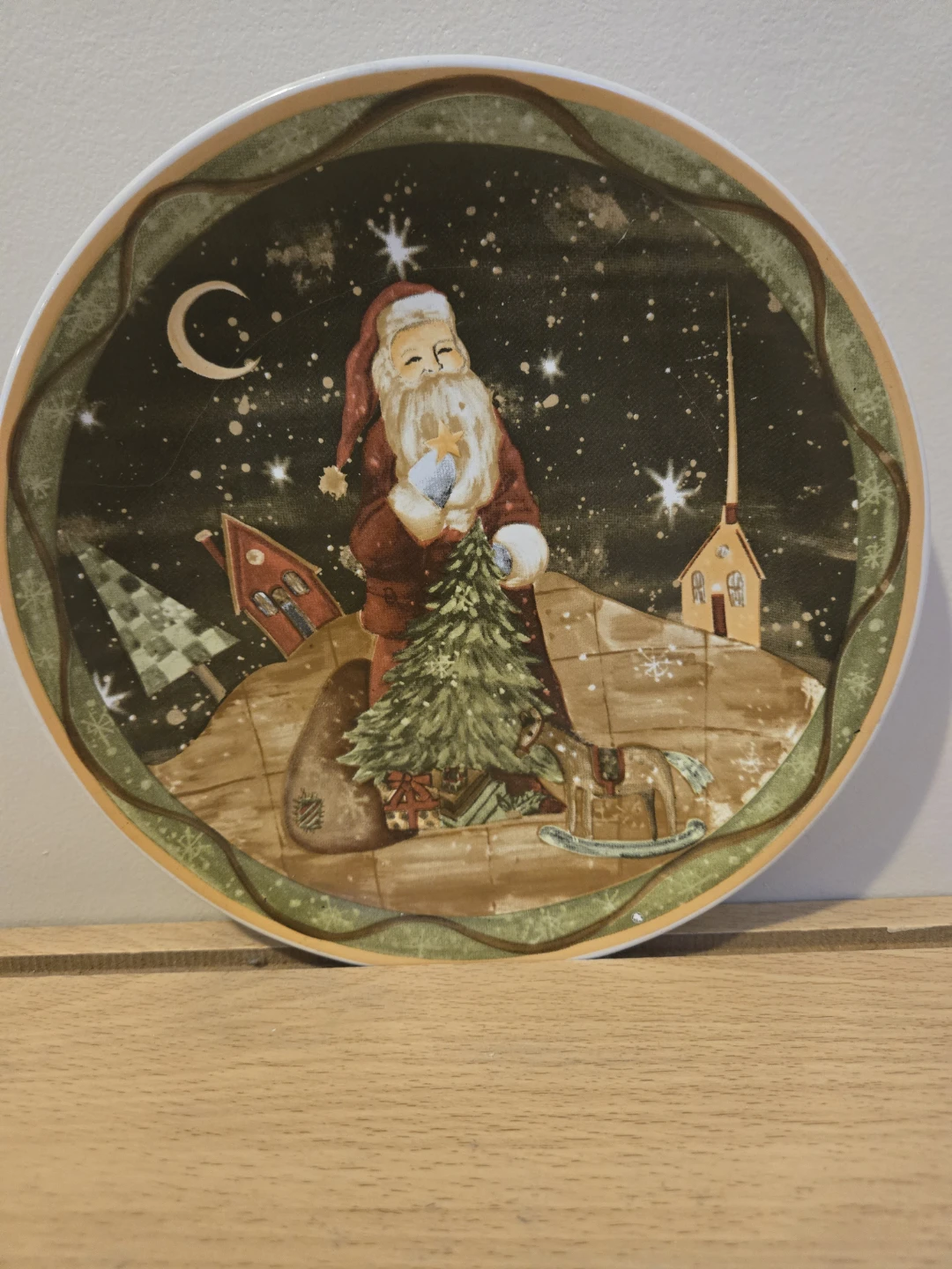 Decorative Christmas Plate with Santa Scene