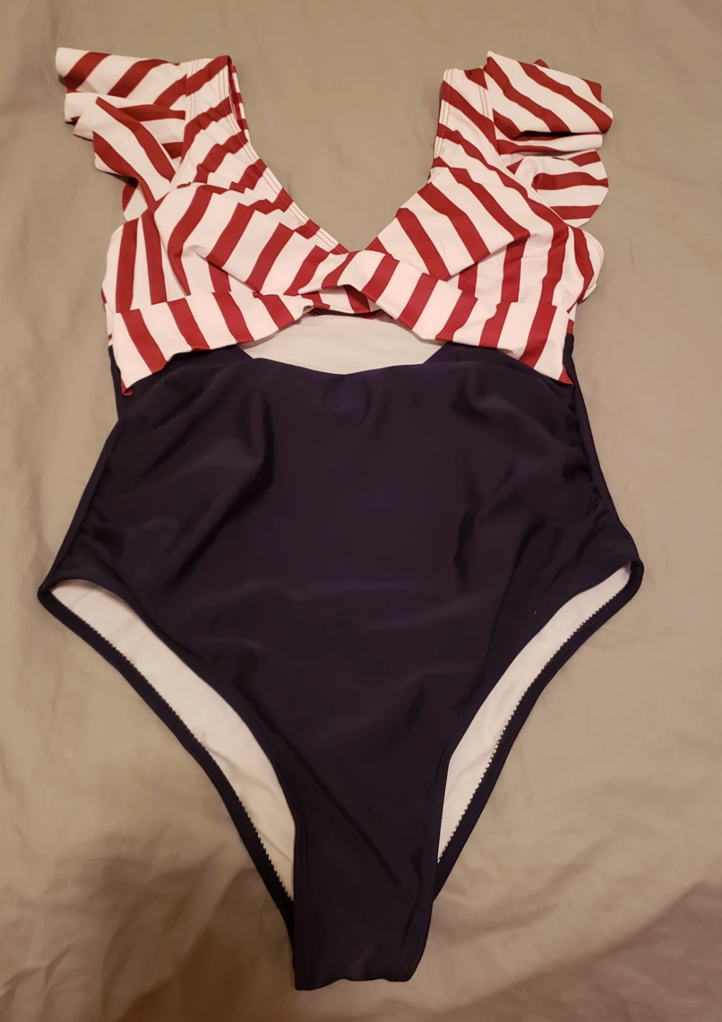 Brandnew lot Swimsuits.small size.take all for $20 - photo 2