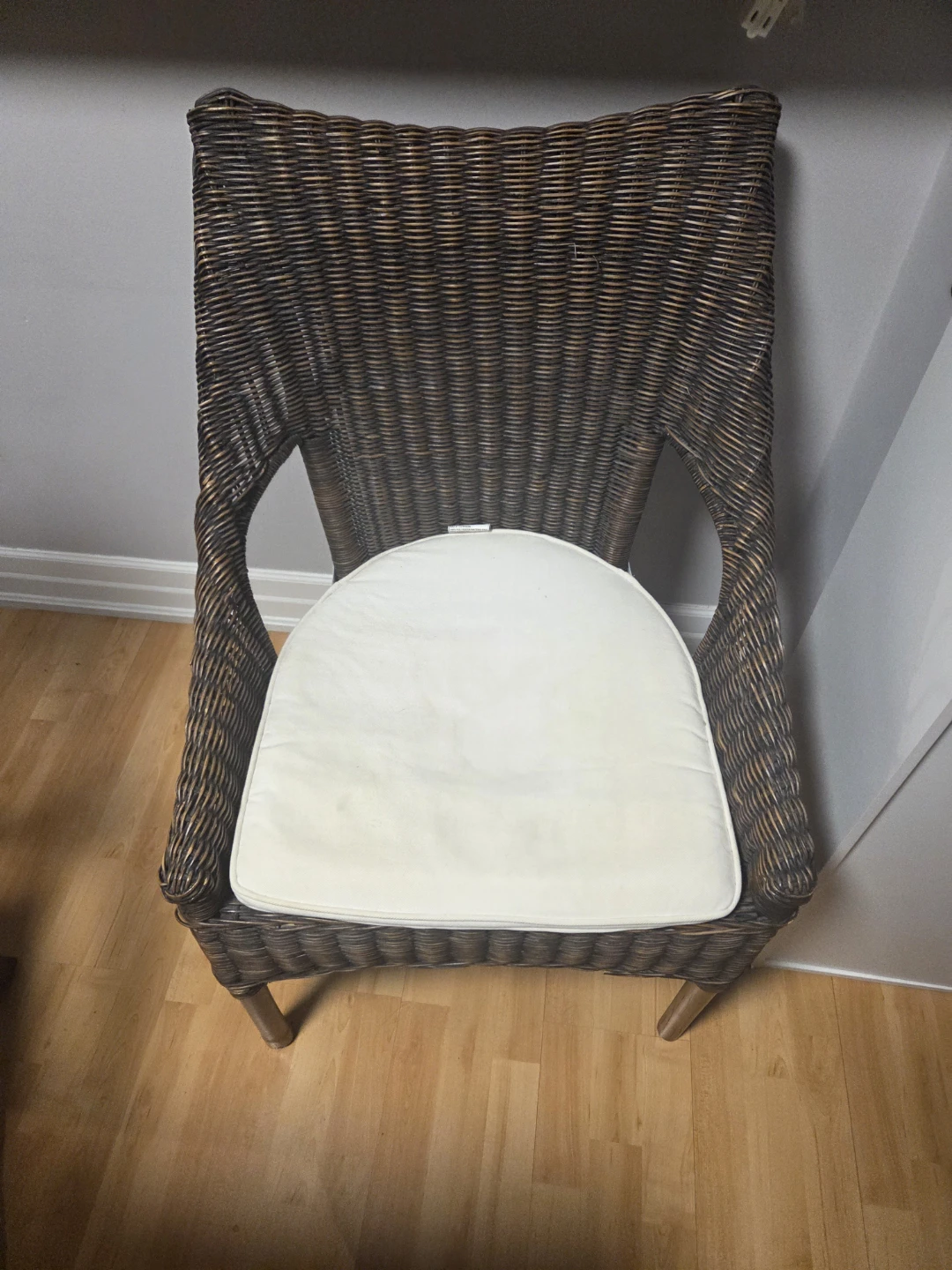 Wicker Accent Chair with White Cushion - photo 2