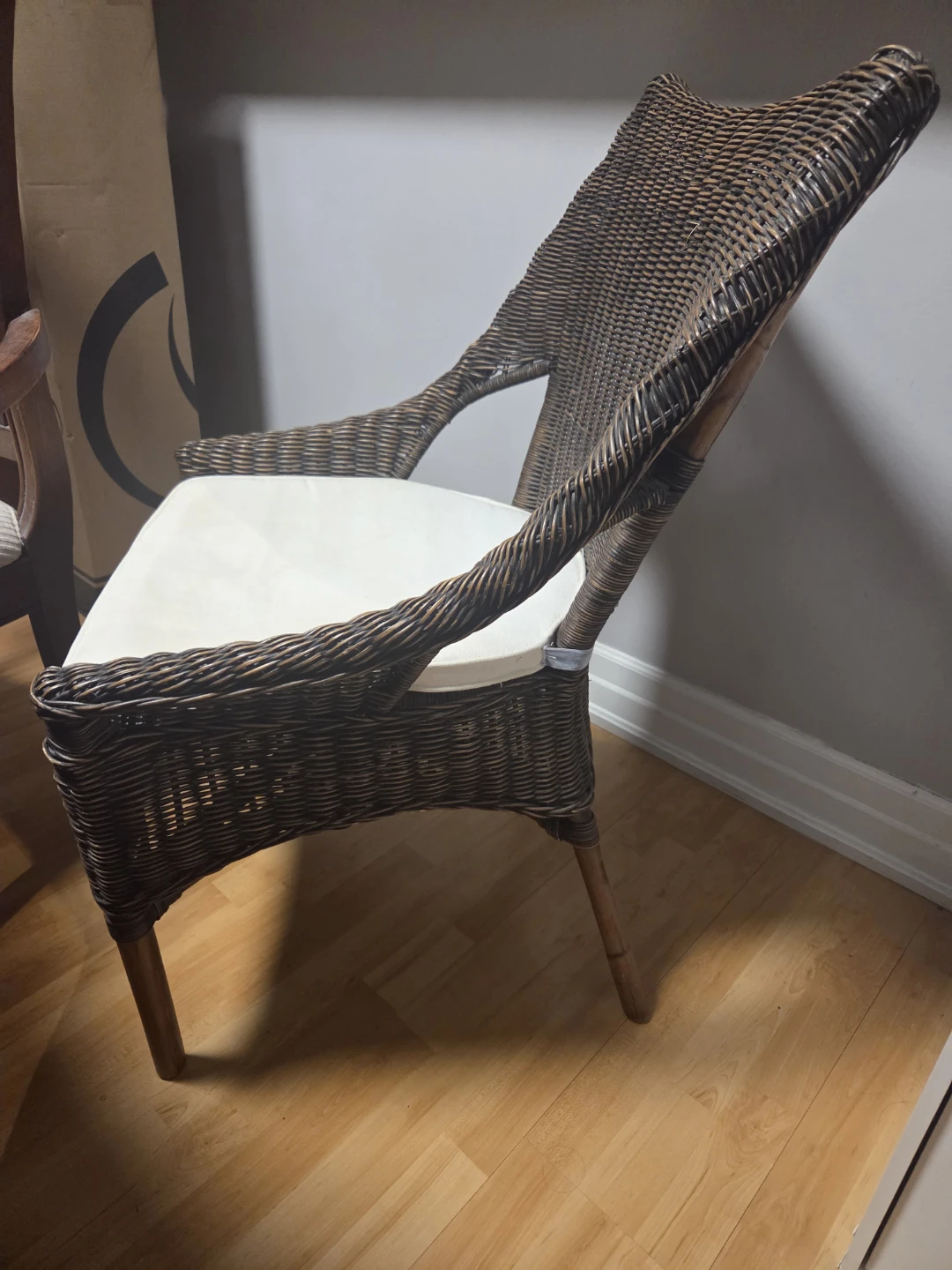 Wicker Accent Chair with White Cushion - photo 3