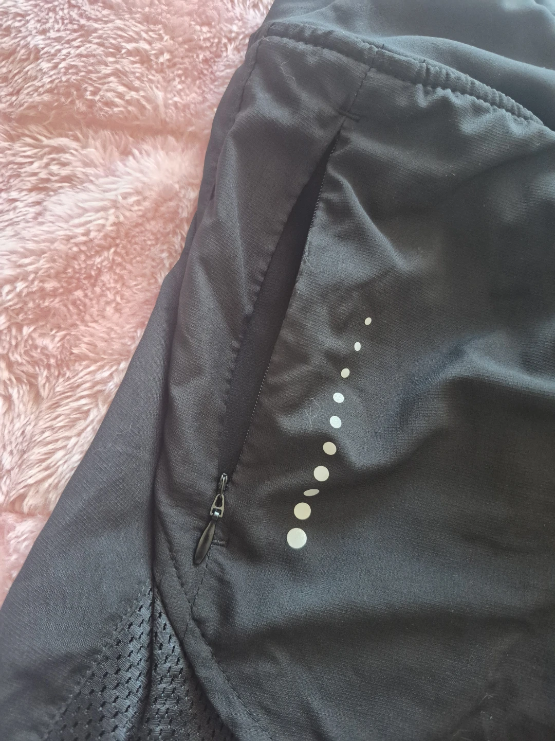 Sportneer Black Athletic Shorts Size M - photo 3