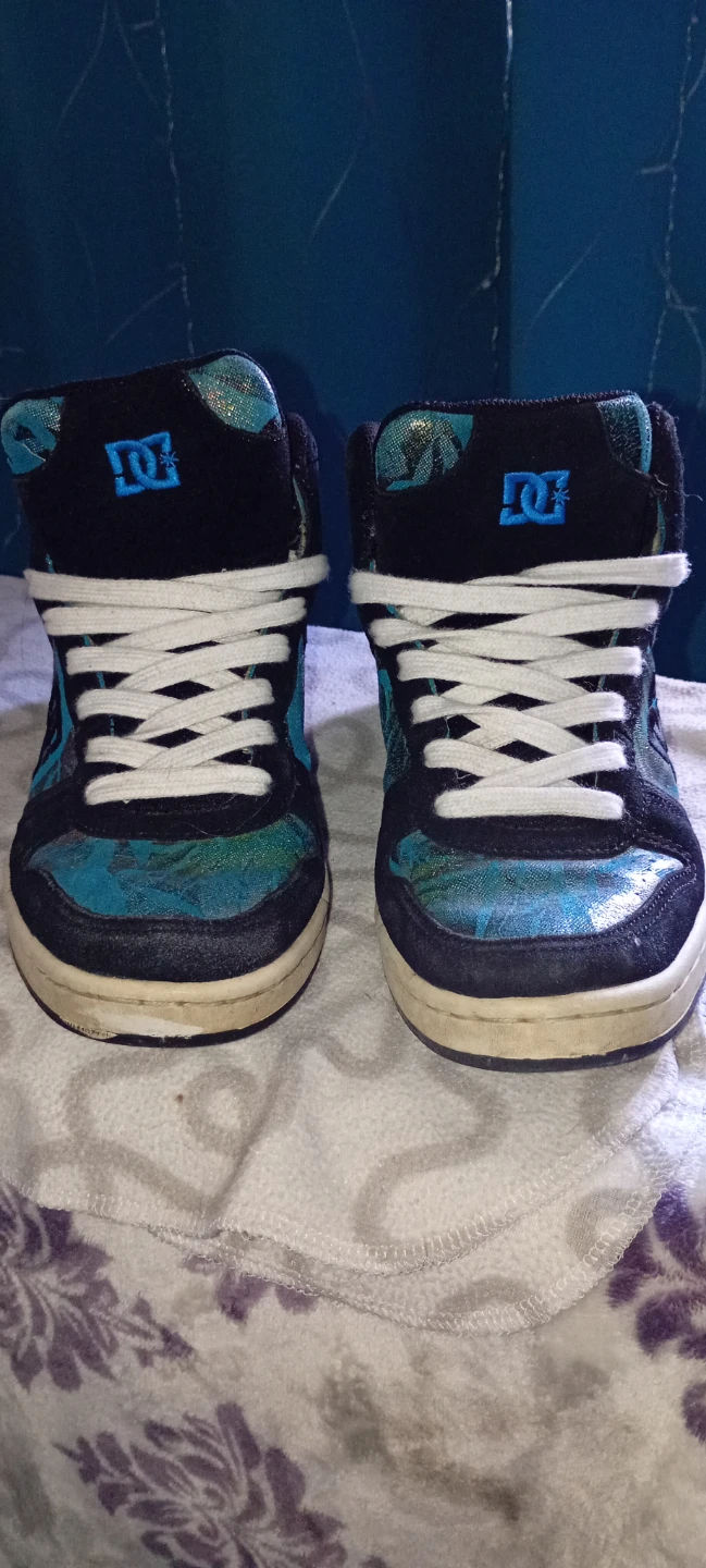 DC Shoes High-Top Sneakers - photo 2