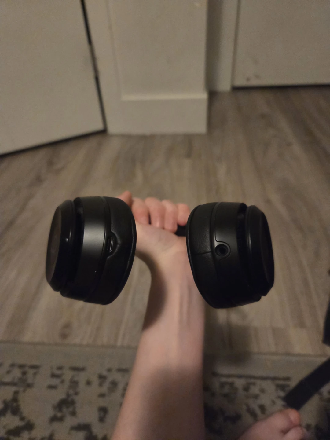 Beats Solo 4 Headphones - photo 3