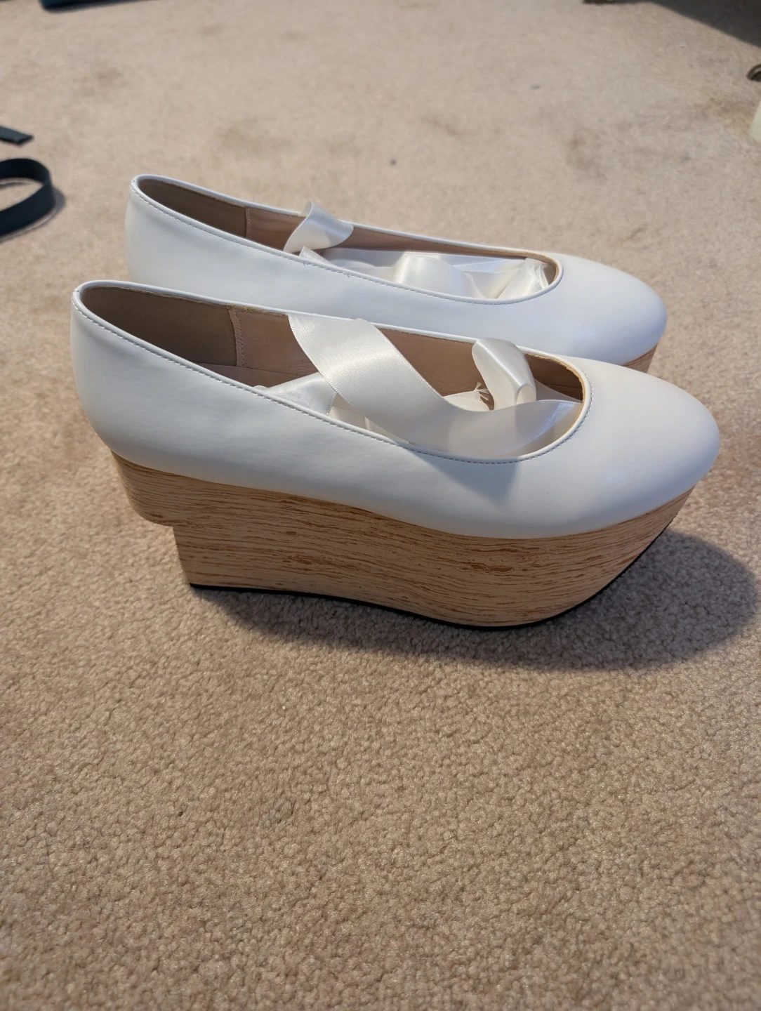 White Taobao rocking horse shoes with ribbon ties - photo 4