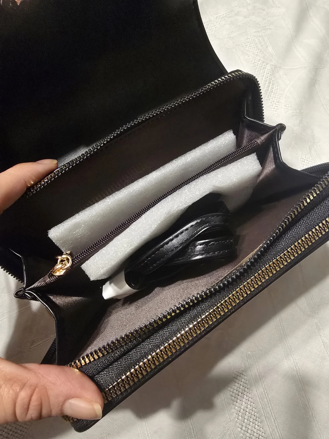 Roulens Women's Wallet Clutch - photo 4