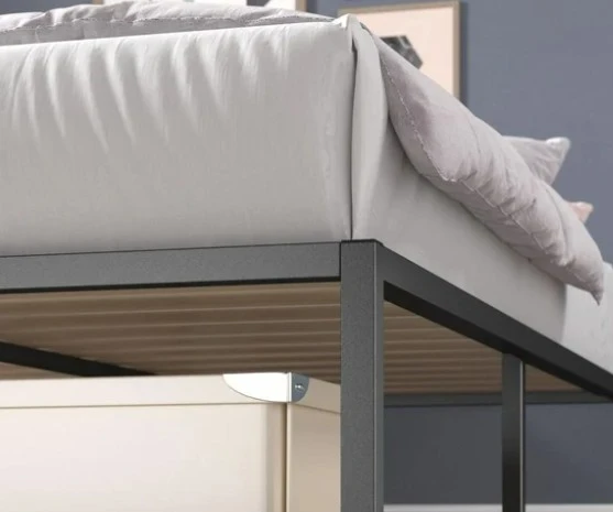 King Size Metal Platform Bed Frame with Wood Slats and Mattress - photo 2