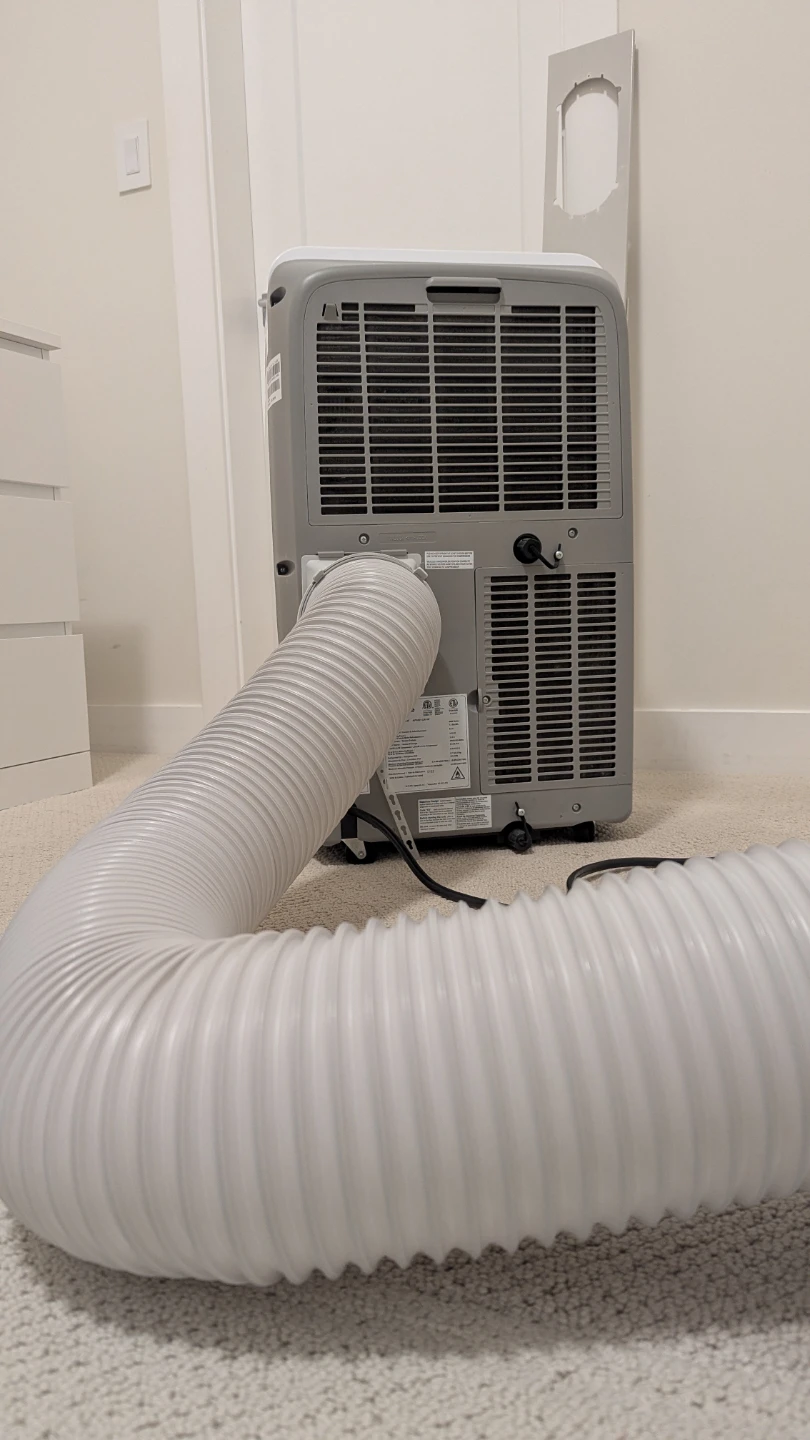 Hisense Portable Air Conditioner - photo 4