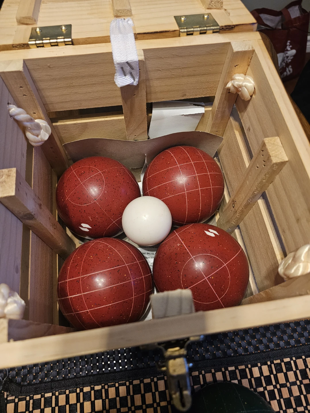 HERITAGE Wooden box Bocce Ball Set with 4 green & 4 red balls - photo 3
