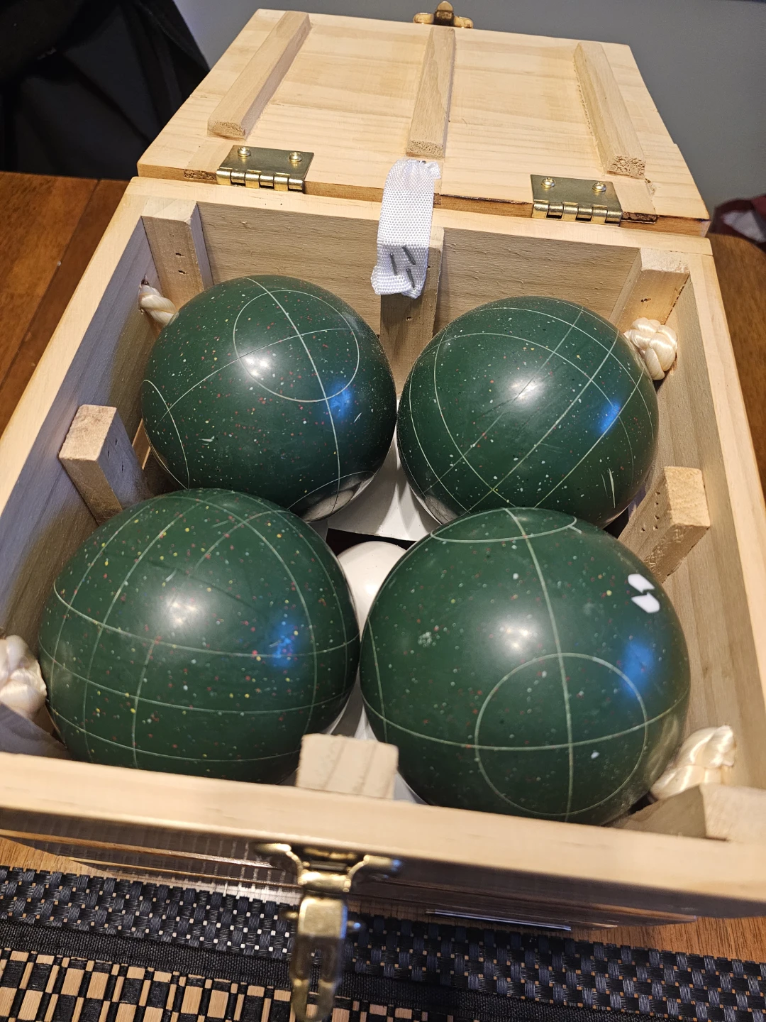 HERITAGE Wooden box Bocce Ball Set with 4 green & 4 red balls - photo 4