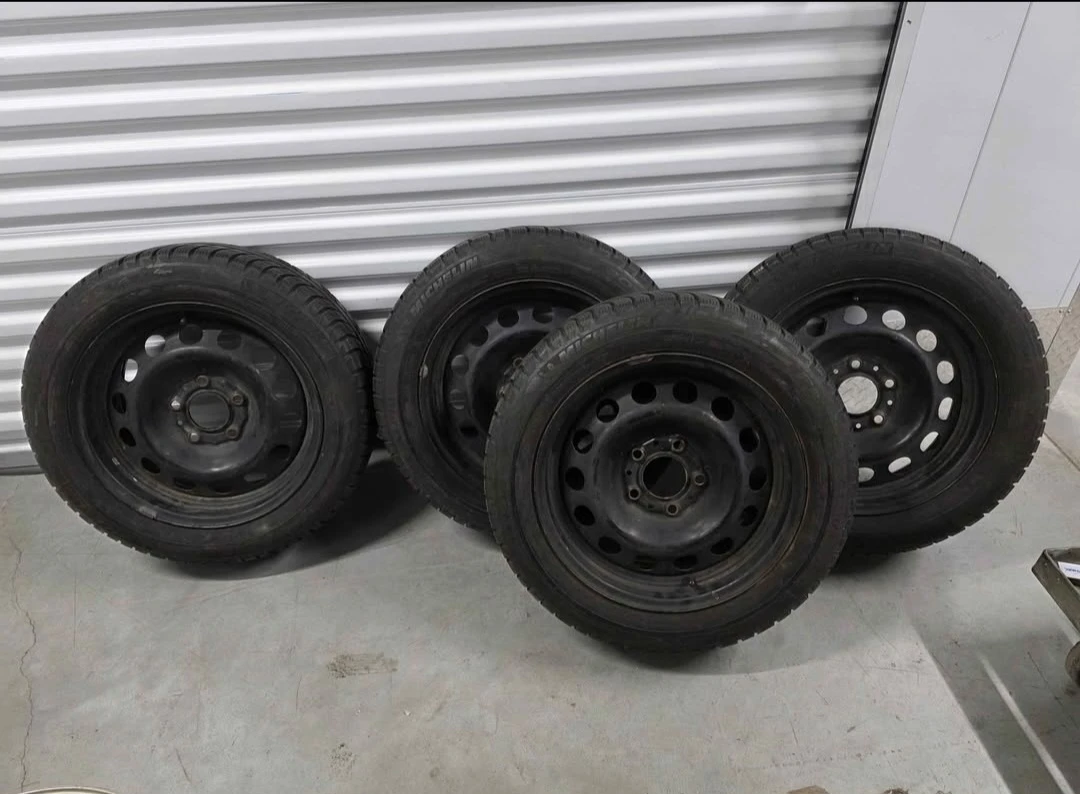 Set of 4 Michelin 205/55R16 Winter Tires on Rims