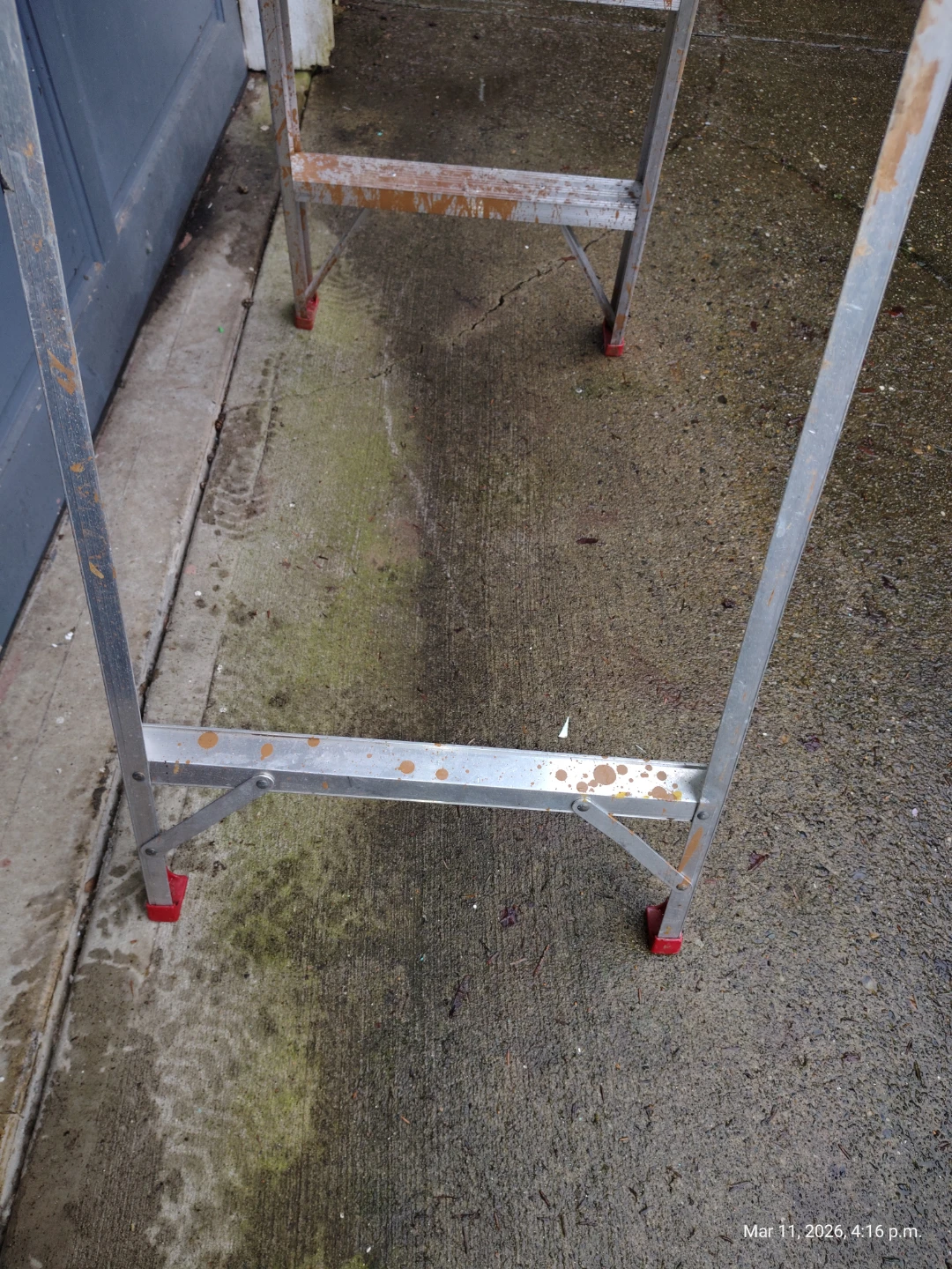6ft Aluminum Folding Ladder - photo 3