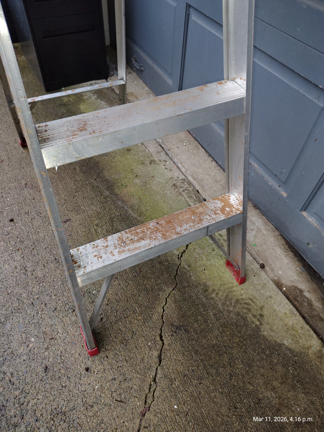 6ft Aluminum Folding Ladder - photo 4