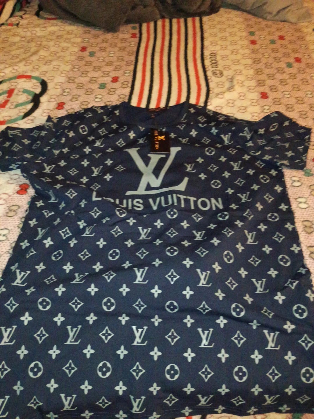 LV tee shirt - photo 2