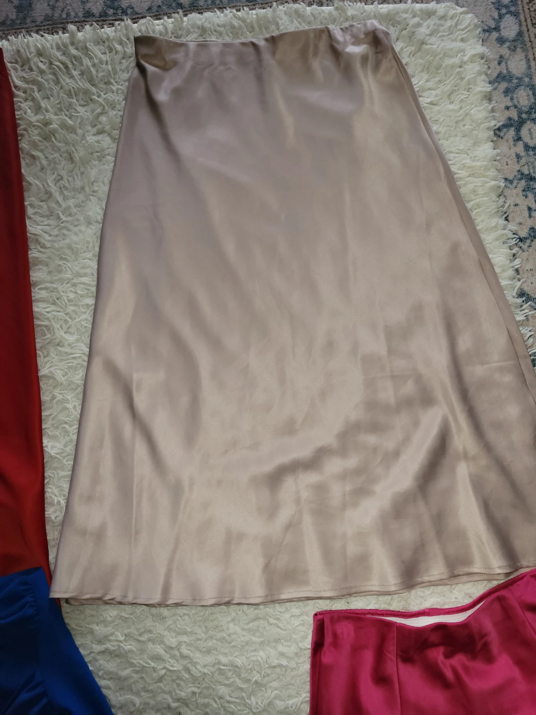 CLOSET CLEANOUT! $5.00 FOR ALL!! Satin Slip Skirts - photo 3