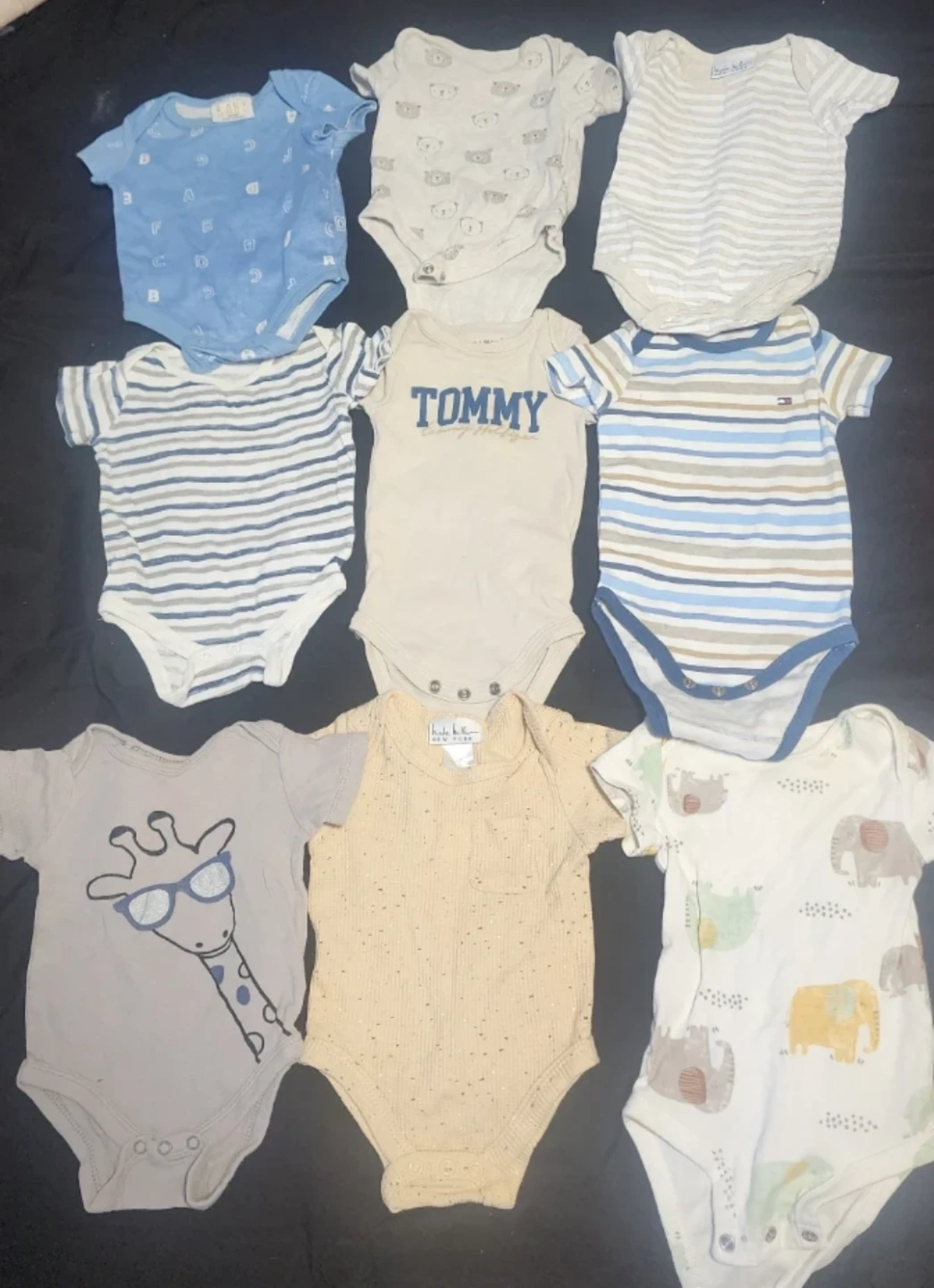 Ropa de bebe niño varios size desde recién nacido hasta 18 meses