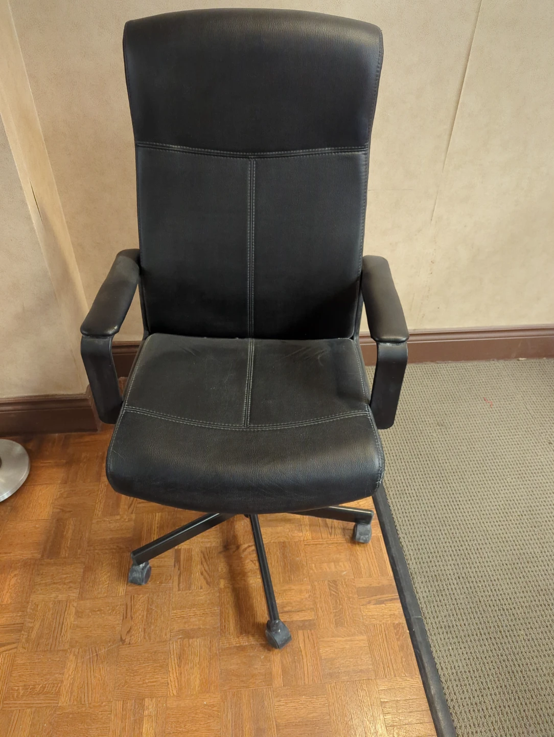 Black Office Chair