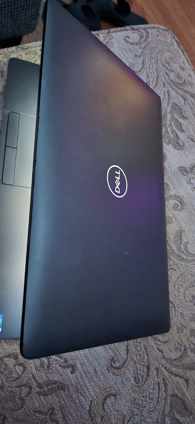 Dell Latitude 5500 Laptop - Intel i7, 32GB RAM, 1 TB Storage - photo 3