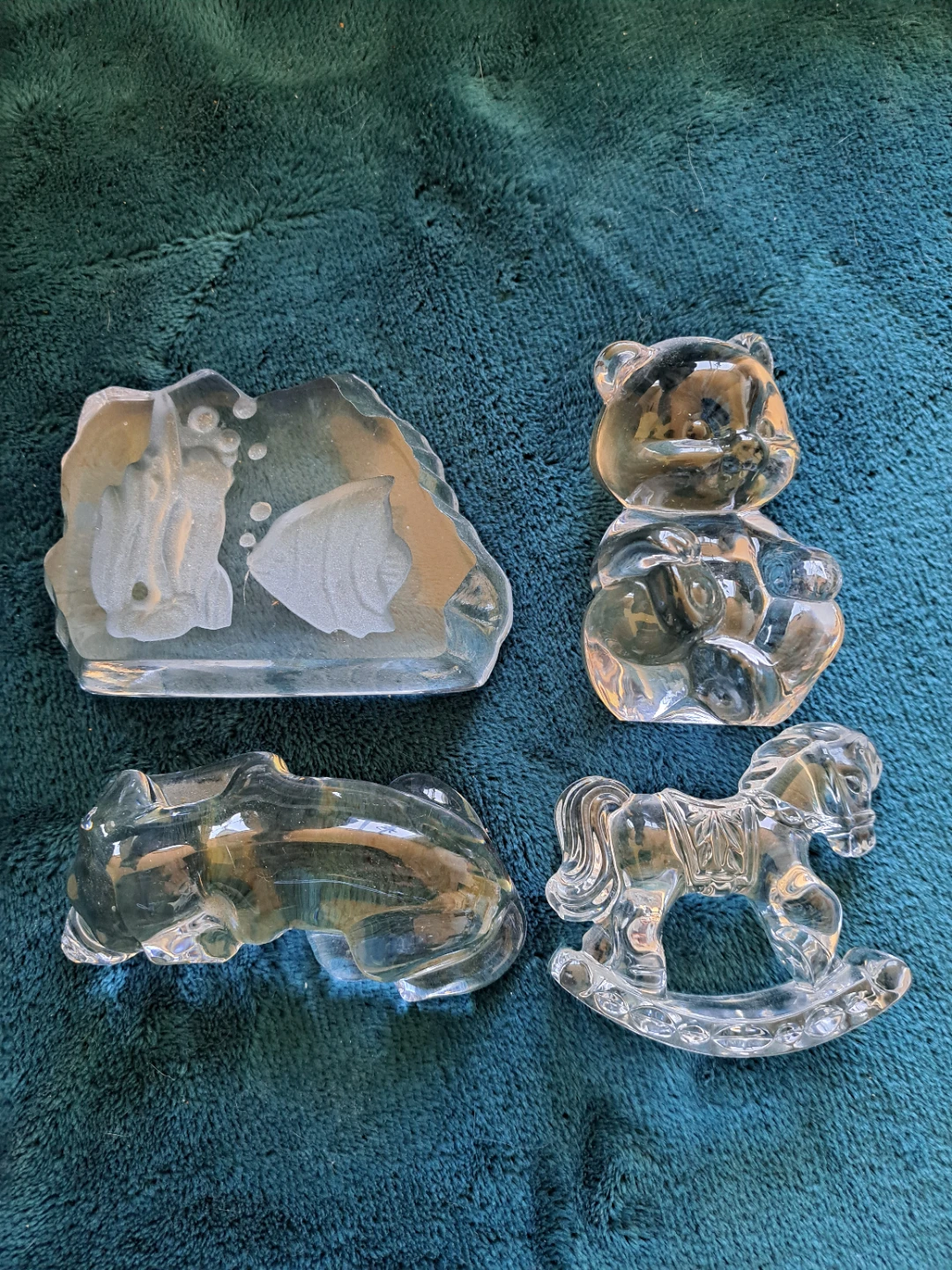 Set of 4 clear glass animal figurines🥕