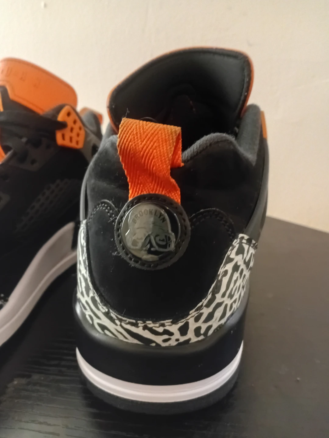 Jordan SPIZIKE "Brooklyn" Black Orange Cement Spike Lee Jays - photo 2