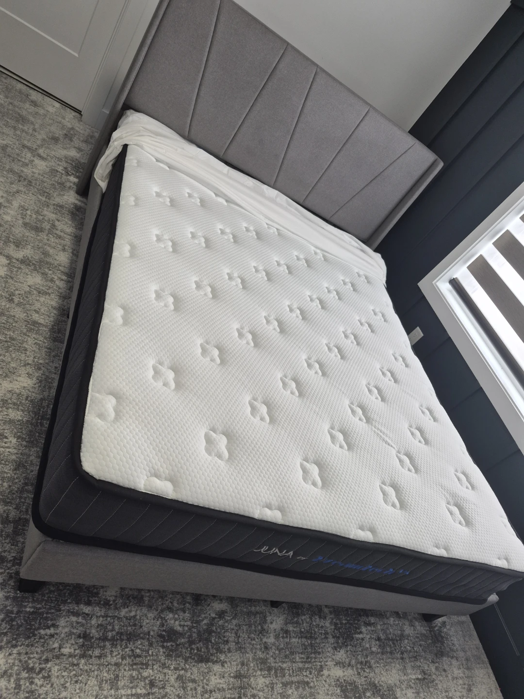 DreamTech Juna Queen Mattress - photo 2